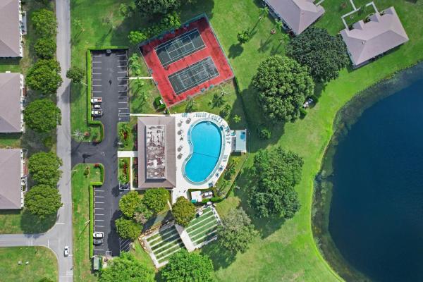 High Point 1 & 2 Of Delray West, 14699 Canalview Dr #B, Delray Beach, Florida 33484, image 2