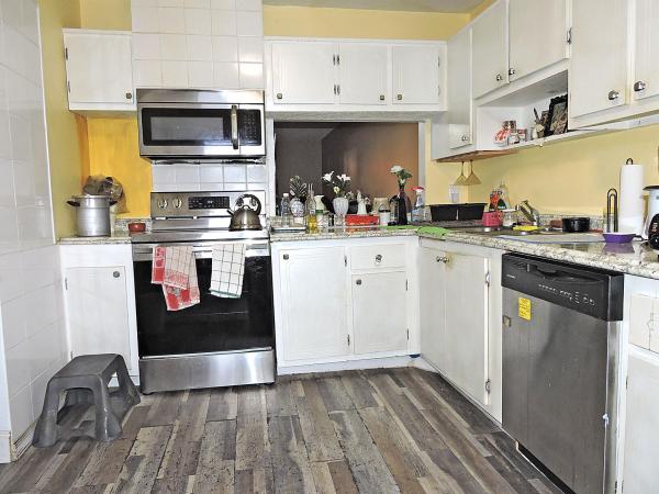 Fernley 4 At Cresthaven Townhomes, 5800 Fernley Dr W #48, West Palm Beach, Florida 33415, image 3