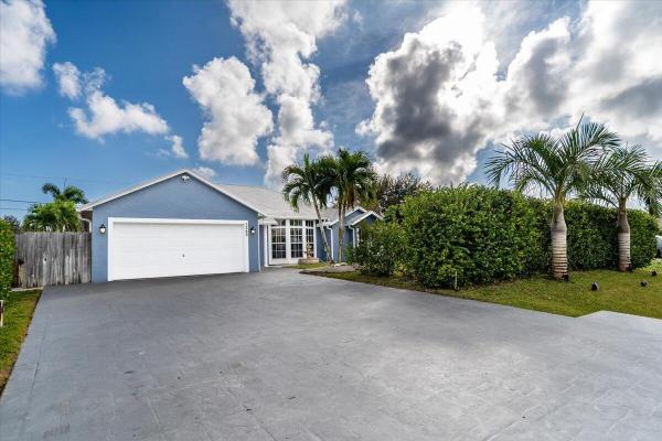 Riverview, 1543 SE Cownie St, Port St. Lucie, Florida 34983, image 2