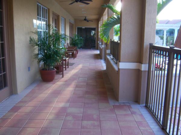1218 Villa Ln, Boynton Beach, Florida 33435, image 2
