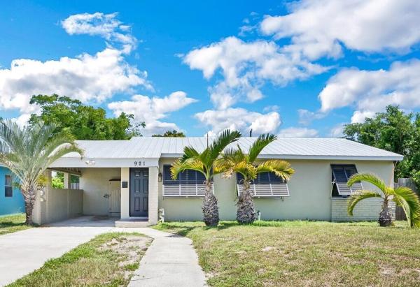 Country Club Park, 921 Macy St, West Palm Beach, Florida 33405, image 2