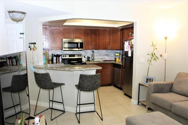 Midport Place, 1552 SE Royal Green Cir #204, Port St. Lucie, Florida 34952, image 1
