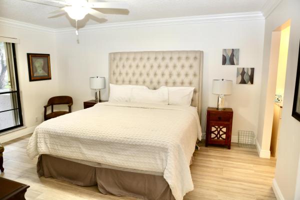 Golf Villas, 503 Brackenwood Pl, Palm Beach Gardens, Florida 33418, image 1