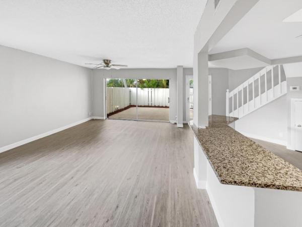 Sea Brook Place, 109 Seabreeze Cir, Jupiter, Florida 33477, image 2