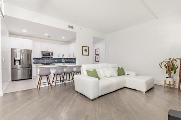 Flagler Landing, 3960 N Flagler Dr #205, West Palm Beach, Florida 33407, image 1
