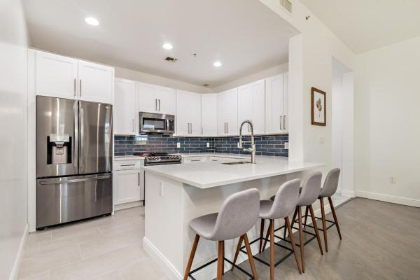 Flagler Landing, 3960 N Flagler Dr #205, West Palm Beach, Florida 33407, image 2