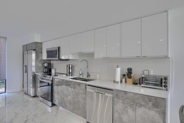 Bridgewood Townhouses At Boca West Country Club, 802 Bridgewood Pl, Boca Raton, Florida 33434, image 1