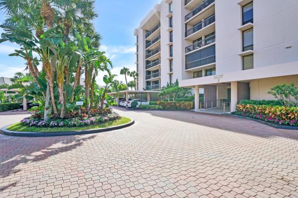 Yacht & Racquet Club Of Boca Raton, 2697 N Ocean Blvd #6040, Boca Raton, Florida 33431, image 1
