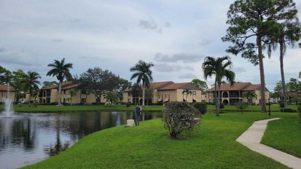 Pine Ridge South 2, 233 Pine Hov Cir #A-2, Greenacres, Florida 33463, image 3