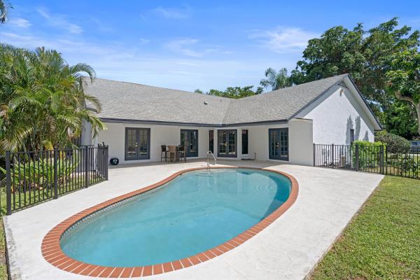 Cypress Creek East Gate, 4380 Palo Verde Dr, Boynton Beach, Florida 33436, image 2
