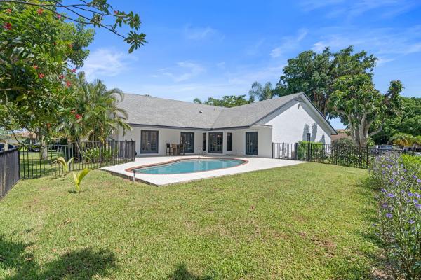 Cypress Creek East Gate, 4380 Palo Verde Dr, Boynton Beach, Florida 33436, image 1