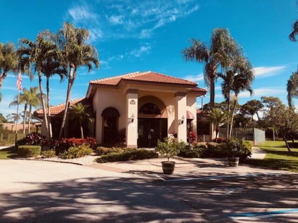 Lexington Lakes, 10279 Lexington Lakes Blvd S, Boynton Beach, Florida 33436, image 2
