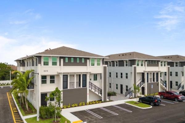 Polo Legacy, 8878 Lake Worth Rd #205, Lake Worth, Florida 33467, image 1