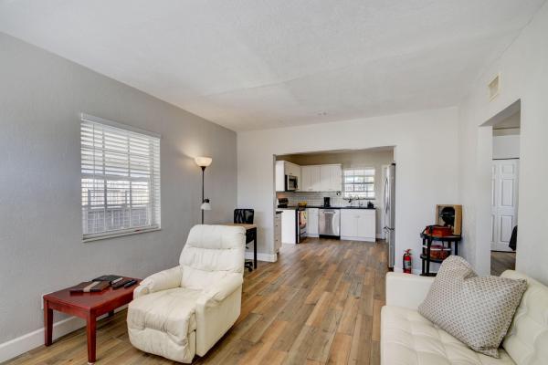 Central Park, 121 SE 12th Ave, Boynton Beach, Florida 33435, image 2
