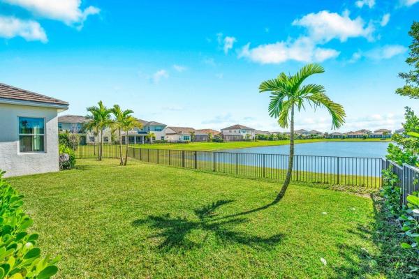 Hammocks Of Westlake, 15934 Whippoorwill Cir, Westlake, Florida 33470, image 2