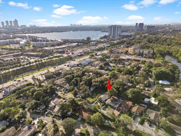 Ojus Park, 2510 NE 182nd Ter, North Miami Beach, Florida 33160, image 1