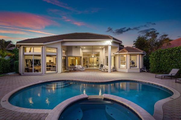Sabal Pointe, 131 Pembroke Dr, Palm Beach Gardens, Florida 33418, image 2