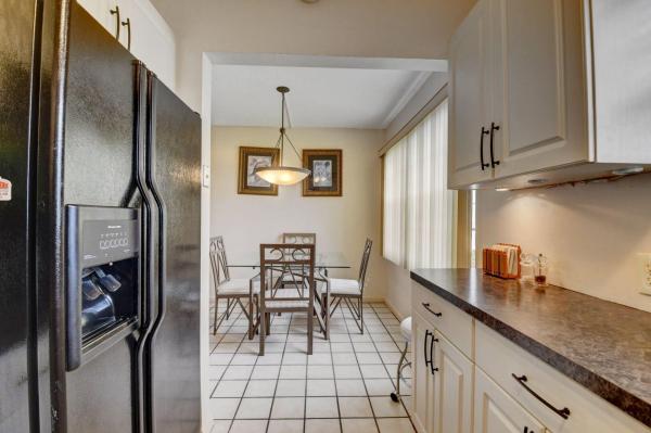 Fanshaw At Century Village, 551 Fanshaw N, Boca Raton, Florida 33434, image 1