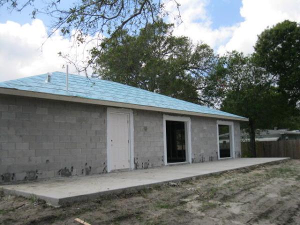 Maravilla Plaza, 1902 Edgevale Rd, Fort Pierce, Florida 34982, image 2