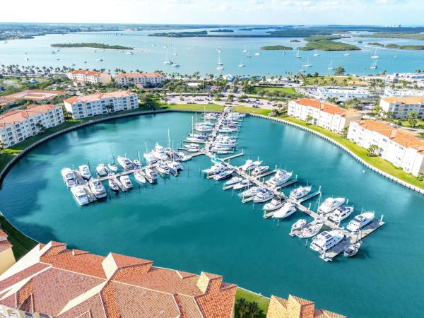 Harbour Isle East, 1 Harbour Isle Dr #203, Fort Pierce, Florida 34949, image 1