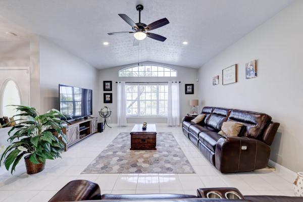 Oleander Pines, 803 Sandburg Ln, Port St. Lucie, Florida 34952, image 3
