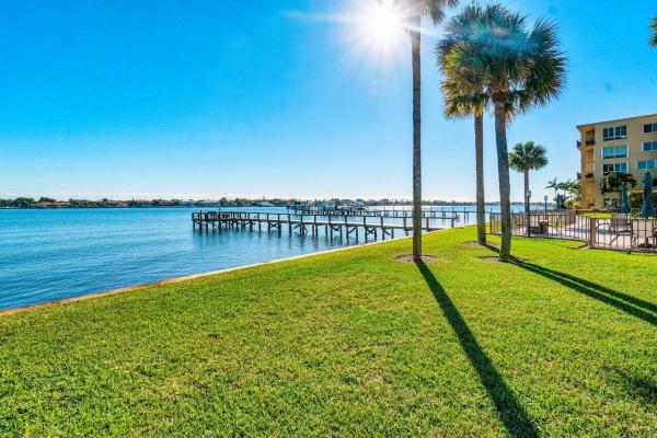 Hidden Banyan, 1202 S Lake Dr #102, Lantana, Florida 33462, image 1
