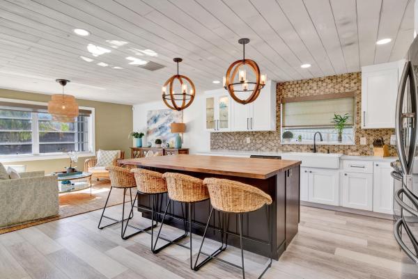 Woodcrest Manor, 200 SW 13th Ave, Boynton Beach, Florida 33435, image 1