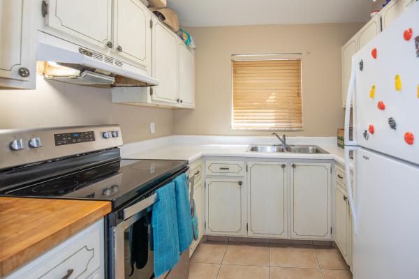 Four Palms, 420 W Palm St #8, Lantana, Florida 33462, image 2