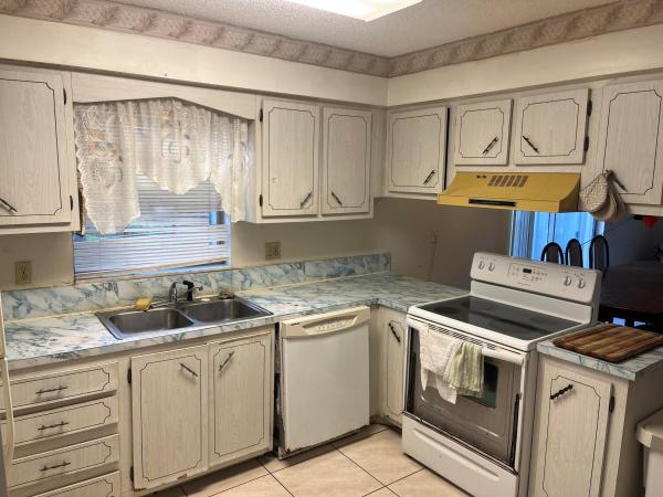 Palm Beach Lakes North, 4029 Waverly Dr, West Palm Beach, Florida 33407, image 1