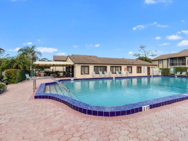 La Pinata, 5883 La Pinata Blvd #D-2, Greenacres, Florida 33463, image 1