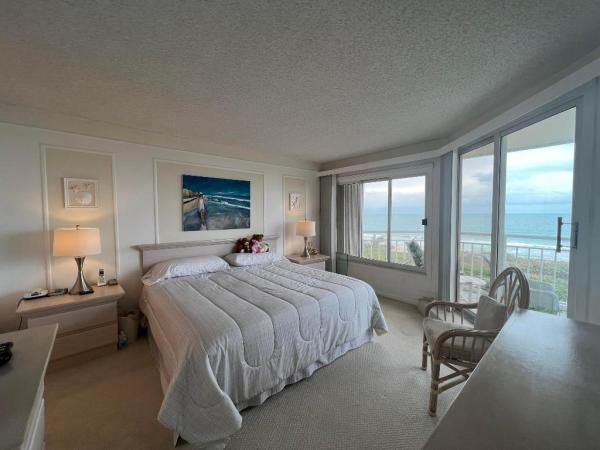 Hibiscus By The Sea, 3870 N Highway A1a #405, Fort Pierce, Florida 34949, image 1