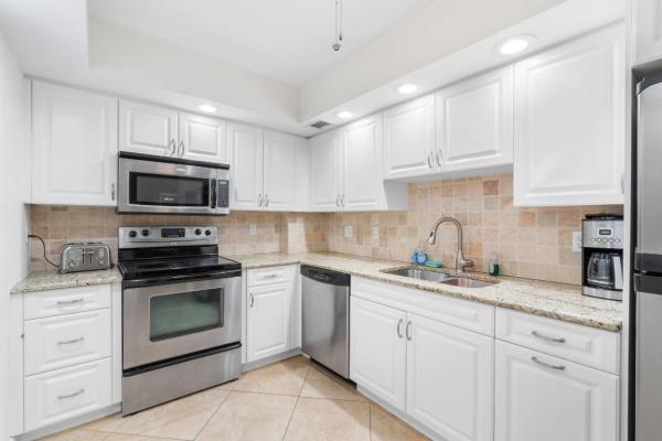 The Patrician Of Palm Beach, 3450 S Ocean Blvd #2030, Palm Beach, Florida 33480, image 2