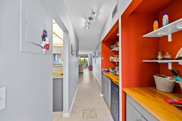 Seagate Of Gulfstream, 2000 S Federal Hwy #306, Boynton Beach, Florida 33435, image 1