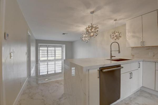 The Pines Of Delray, 1020 Silk Oak Ter #203, Delray Beach, Florida 33445, image 1
