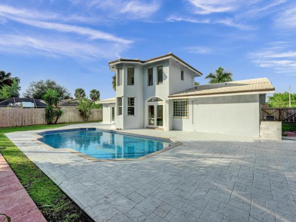 Boca Raton Square, 1328 W Camino Real, Boca Raton, Florida 33486, image 1
