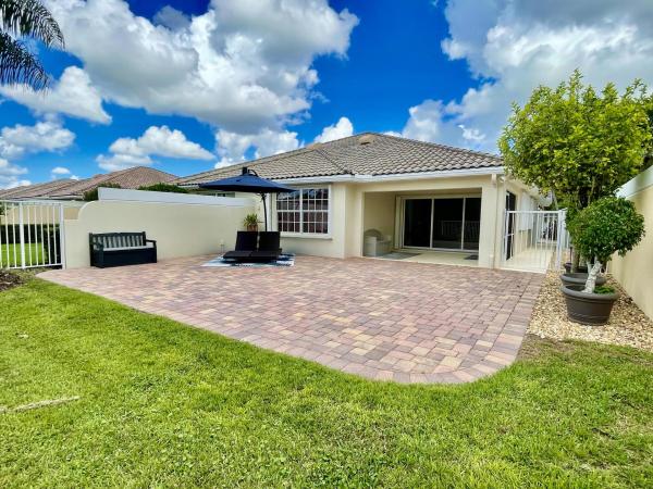 VillageWalk Of Wellington, 8190 Saint Johns Ct, Wellington, Florida 33414, image 3