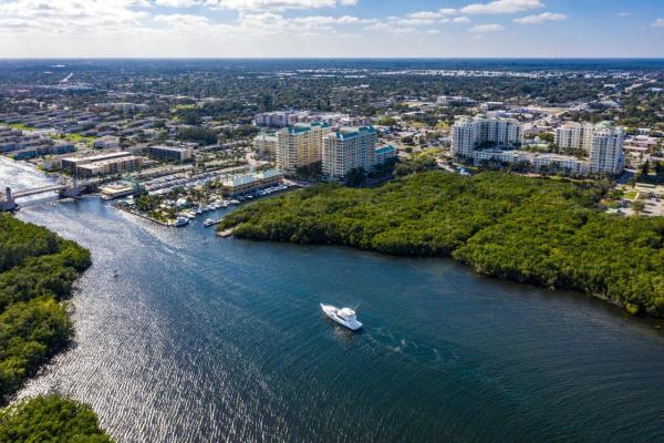 Casa Costa, 350 N Federal Hwy #915, Boynton Beach, Florida 33435, image 1