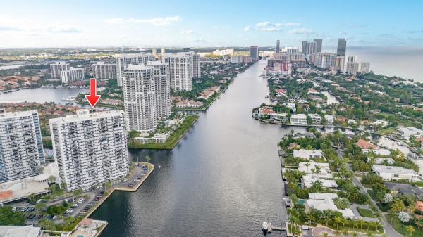 Waterview 2, 20515 E Country Club Dr #1546, Aventura, Florida 33180, image 1