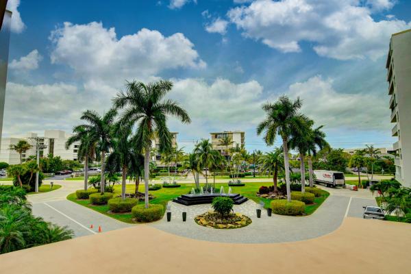 The Barclay, 3546 S Ocean Blvd #315, South Palm Beach, Florida 33480, image 1