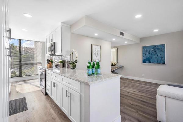 Bridgewood Townhouses At Boca West Country Club, 1005 Bridgewood Pl, Boca Raton, Florida 33434, image 2