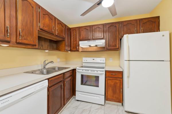 Vista St Lucie, 32 Lake Vista Trl #104, Port St. Lucie, Florida 34952, image 1