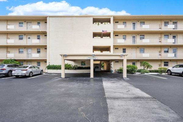 Village Royale Greenwood, 2615 NE 3rd Ct #4140, Boynton Beach, Florida 33435, image 1