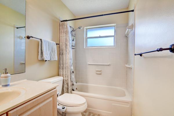 Los Mangos Patio Villas, 514 SE 27th Ln, Boynton Beach, Florida 33435, image 2