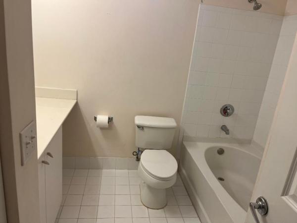Poinciana Place, 5920 W Sample Rd #207, Coral Springs, Florida 33067, image 2