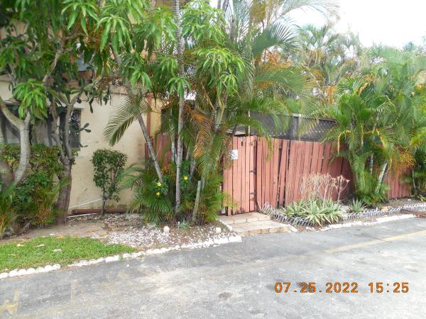 Countryside Townhomes, 4302 S Landar Dr, Lake Worth, Florida 33463, image 1