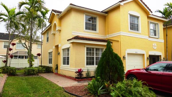 Silver Falls, 4253 SW 124th Ter, Miramar, Florida 33027, image 2