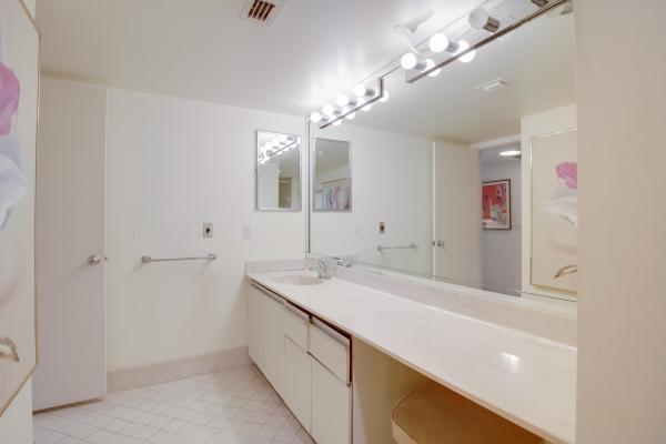 Versailles Court At The Fountains Country Club, 4702 Fountains Dr S #202, Lake Worth, Florida 33467, image 1