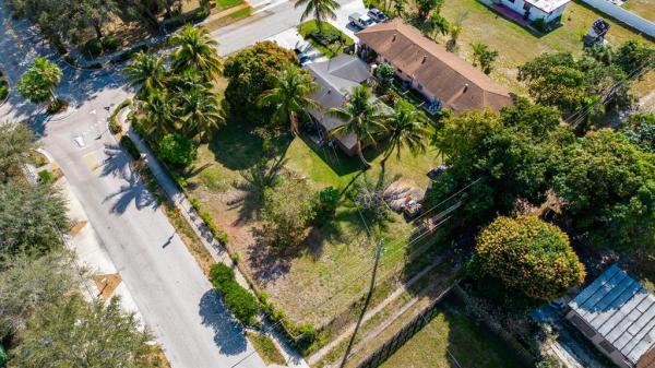 Atlantic Gardens Delray, 206 SW 10th Ave, Delray Beach, Florida 33444, image 1