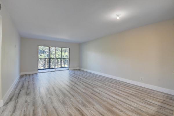 Huntington Lakes 4, 7301 Amberly Ln #301, Delray Beach, Florida 33446, image 2
