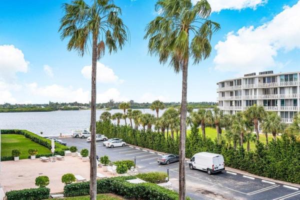 Carlyle House, 2773 S Ocean Blvd #3150, Palm Beach, Florida 33480, image 1